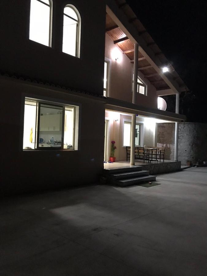 Bed and Breakfast Vila Ama Круя Экстерьер фото